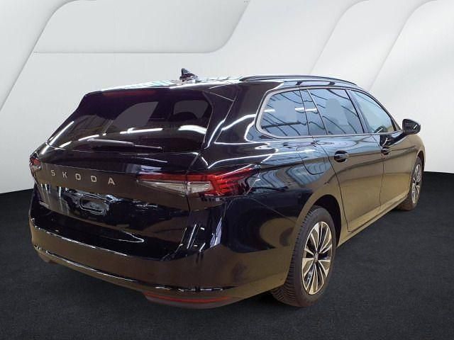 Gebraucht Skoda Superb Selection 150 PS (110 kW) 2025 Ebony schwarz metallic Kombi