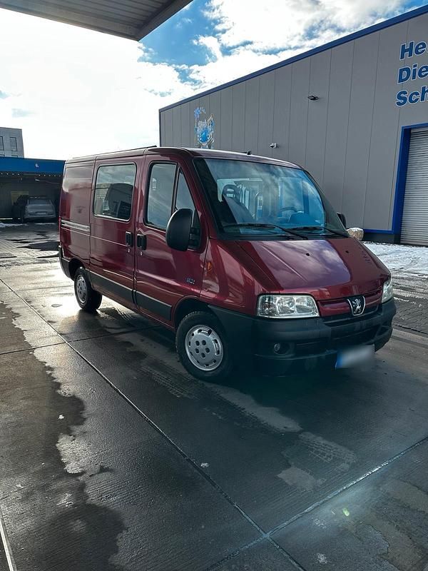 Gebraucht Peugeot Boxer 128 PS (94 kW) 2003 Rot Van