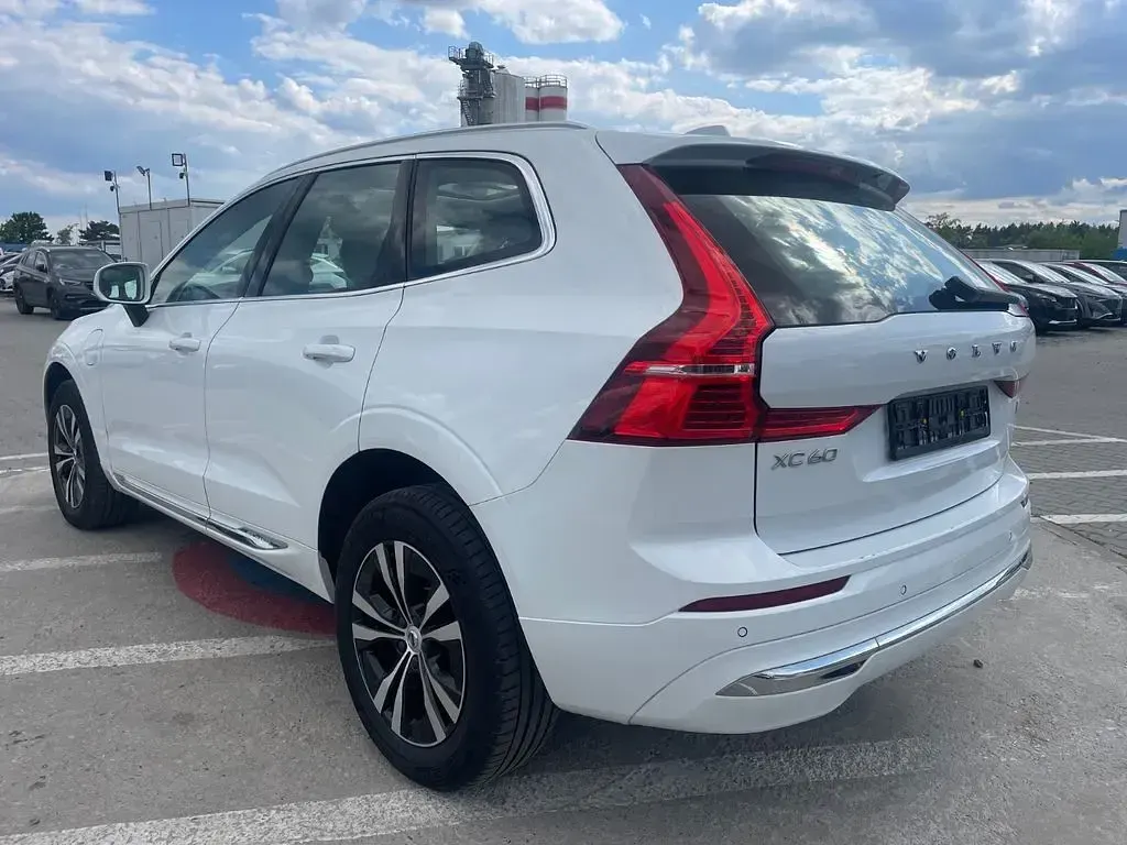 Gebraucht Volvo XC60 Inscription 252 PS (185 kW) 2021 Weiß SUV