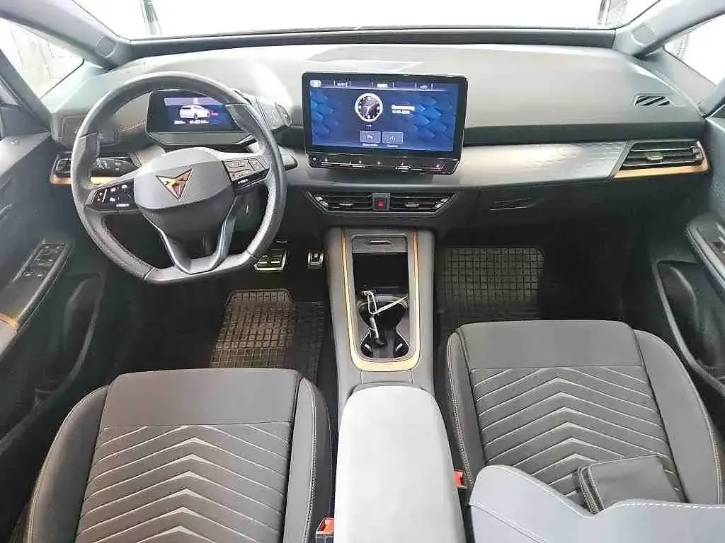 Gebraucht Cupra Born 150 kW (204 PS) 2024 Weiß Kleinwagen