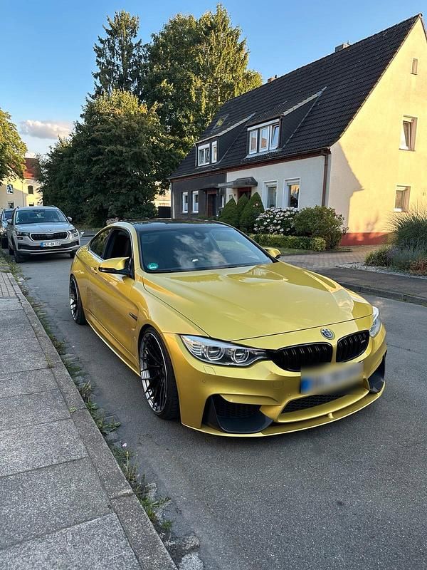 Gebraucht BMW M4 431 PS (317 kW) 2016 Gelb Coupé
