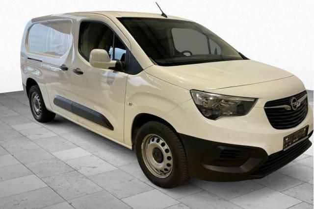 Jade weiß arktis weiß (silber) Gebraucht 2021 Opel Combo Edition Van / Kleinbus | 10.980 € (Superpreis) - Bild 1/4