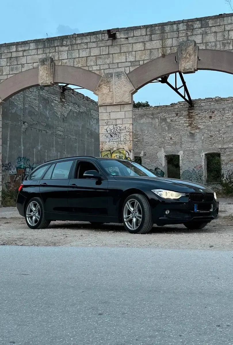 Gebraucht BMW 320 Performance 184 PS (135 kW) 2014 Schwarz Kombi