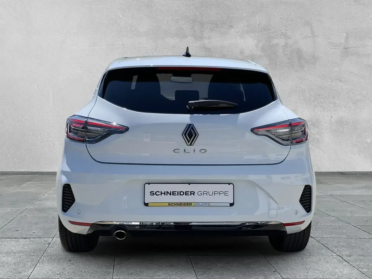 Gebraucht Renault Clio Techno 91 PS (66 kW) 2024 Weiß Kleinwagen