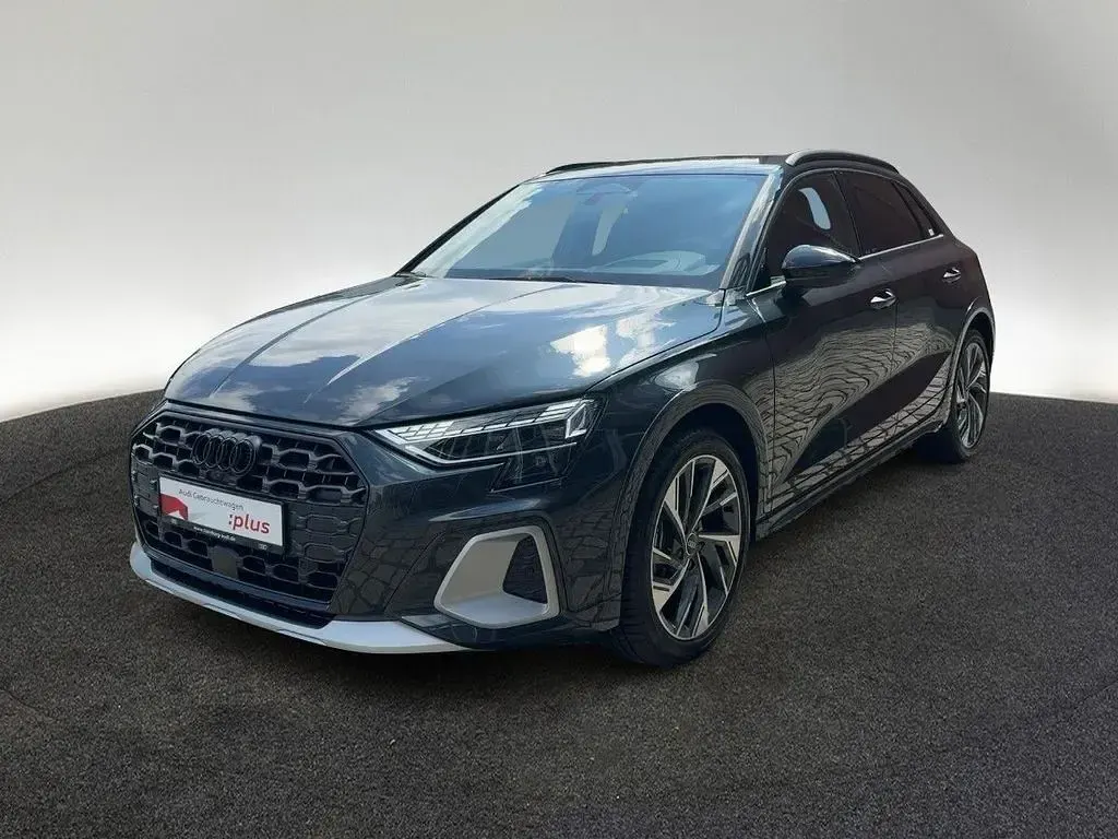 Second-hand Audi A3 Sport 150 CP (110 kW) 2026 Gri Berlinǎ