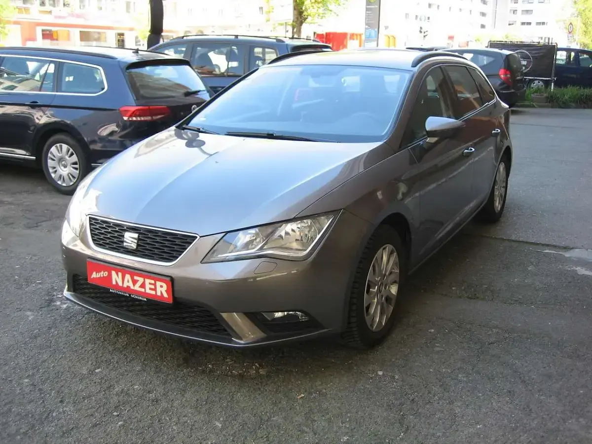 Second-hand Seat Leon Style 105 CP (77 kW) 2014 Gri Break