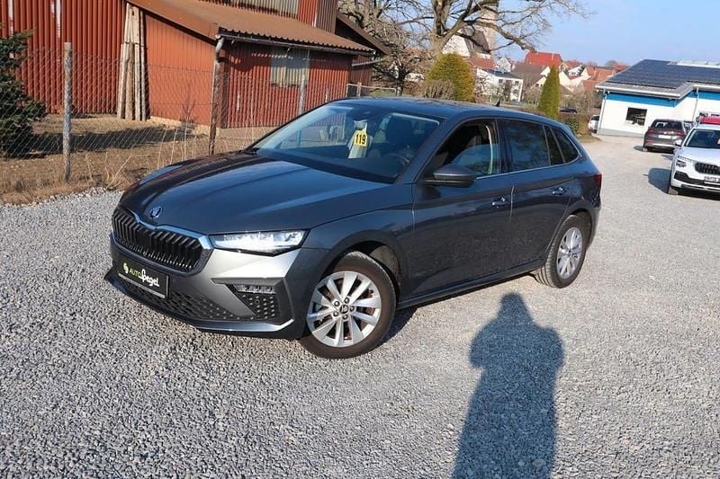 Gebraucht Skoda Scala Selection 116 PS (85 kW) 2025 Grau Kleinwagen