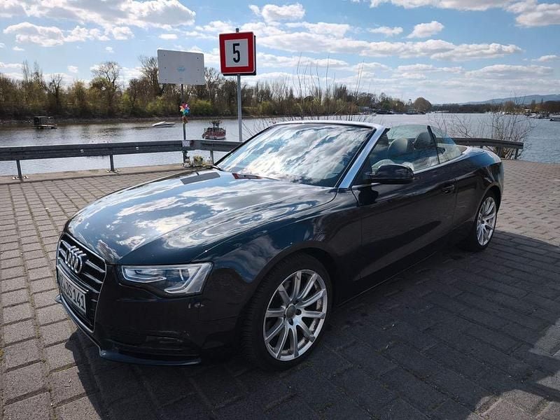 Gebraucht Audi A5 Cabriolet 170 PS (125 kW) 2013 Schwarz Cabrio