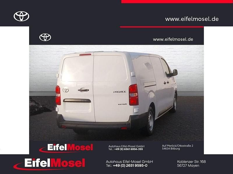 Neu Toyota Proace 100 kW (136 PS) 2025 Weiß Van / Kleinbus