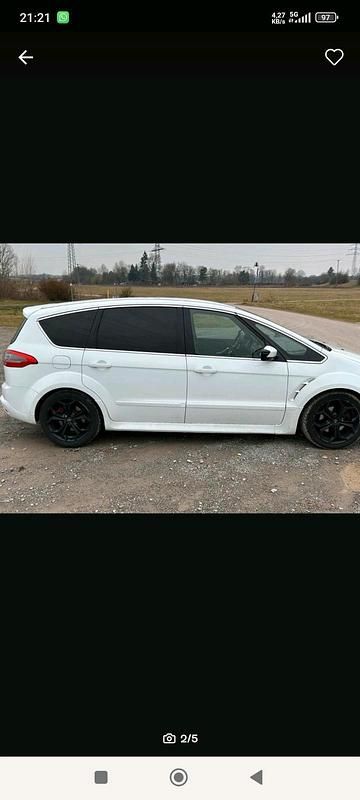 Weiß Gebraucht 2014 Ford S-MAX S Van / Kleinbus | 5.900 € (Superpreis) - Bild 1/4