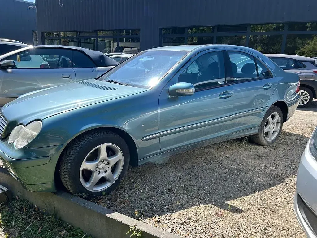 Gebraucht Mercedes C200 Classic 163 PS (119 kW) 2000 Blau Limousine