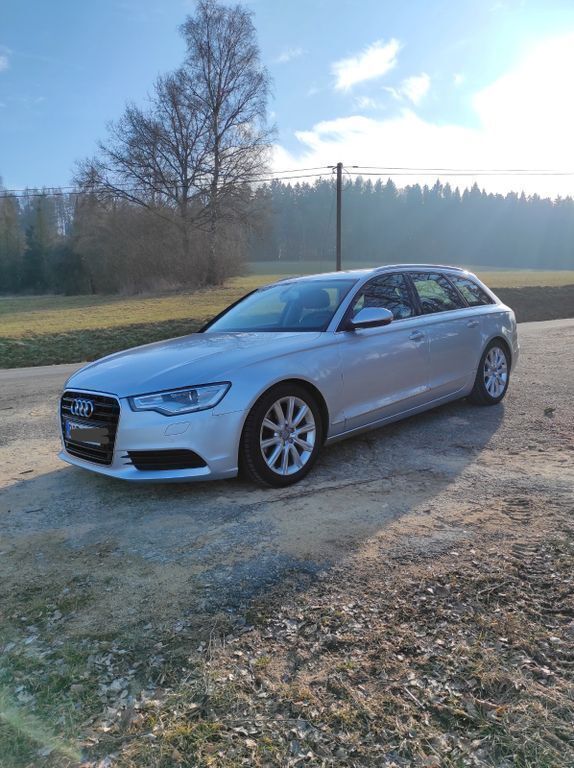 Silber Gebraucht 2012 Audi A6 Performance Kombi | 12.490 € (Fairer Preis) - Bild 1/4