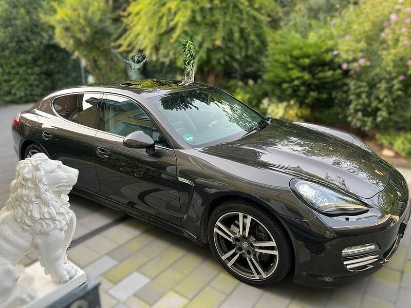 Gebraucht Porsche Panamera 4 299 PS (219 kW) 2013 Carbongraumetallic Limousine