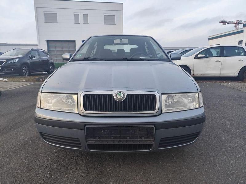 Gebraucht Skoda Octavia Tour 102 PS (75 kW) 2004 Limousine