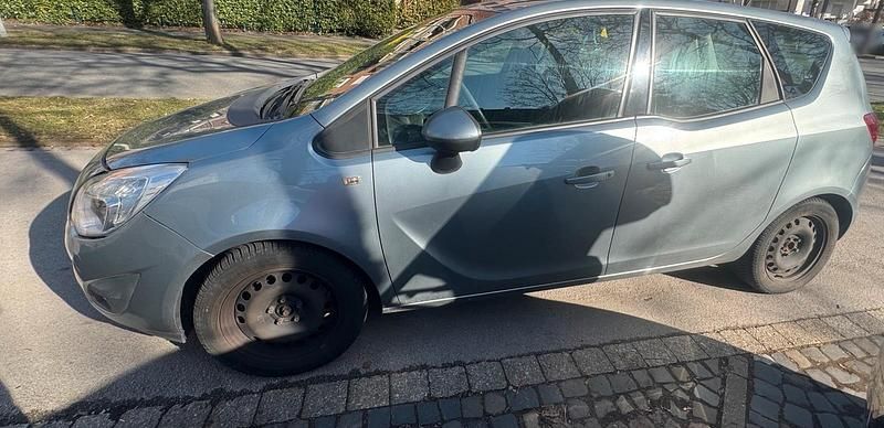 Gebraucht Opel Meriva 90 PS (66 kW) 2010 Grau Van / Kleinbus