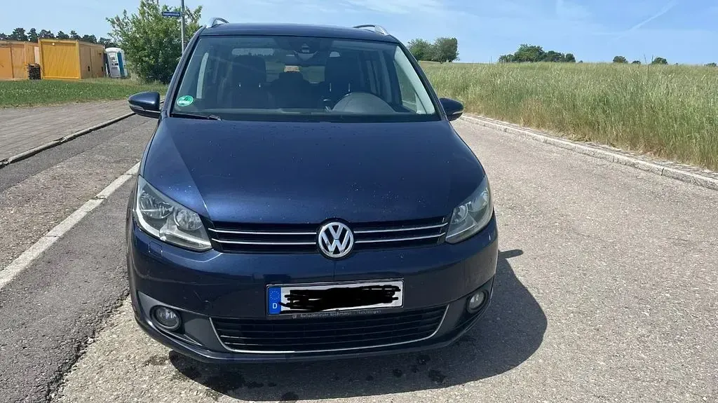 Gebraucht VW Touran Life 140 PS (102 kW) 2013 Blau Van / Kleinbus