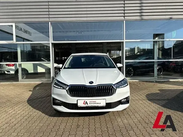 Neu Skoda Fabia Essence 80 PS (58 kW) 2025 Weiß Kleinwagen