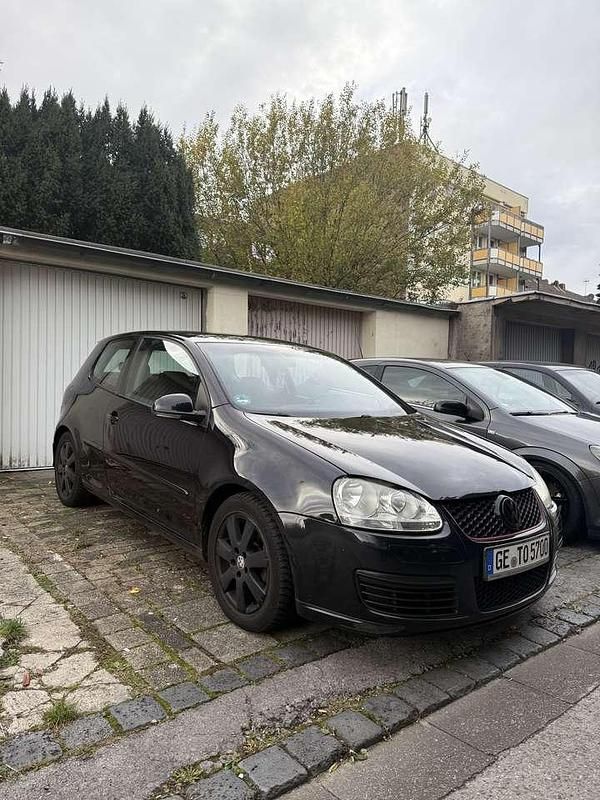 Gebraucht 2006 VW Golf V Comfortline Limousine | 3.750 € (Etwas zu teuer) - Bild 1/4