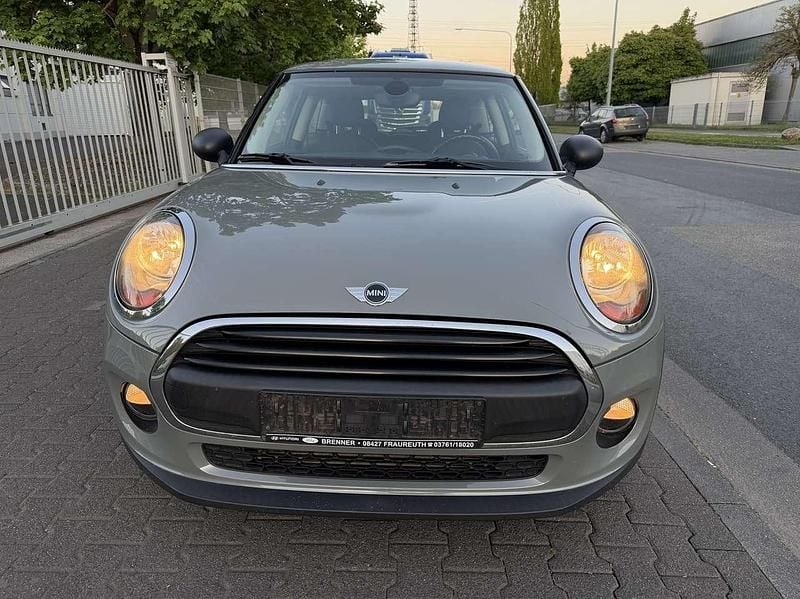 Gebraucht Mini ONE Pepper 102 PS (75 kW) 2015 Moonwalk grey (metallic) Kleinwagen