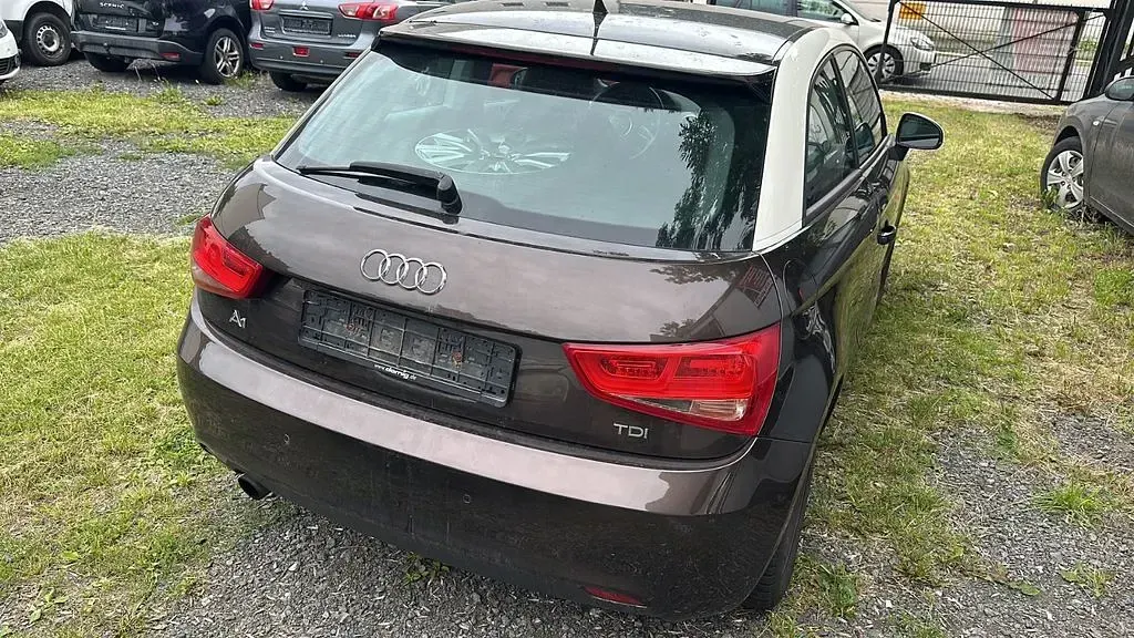 Gebraucht Audi A1 Ambition 105 PS (77 kW) 2011 Braun Kleinwagen