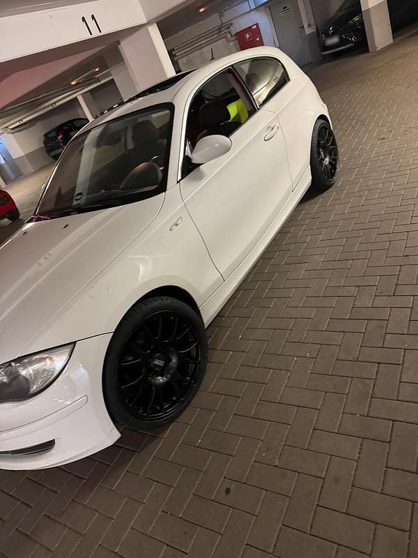 Gebraucht BMW 118 Coupé 143 PS (105 kW) 2007 Weiß Coupé