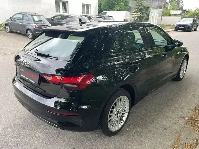Gebraucht Audi A3 Attraction 110 PS (80 kW) 2014 Silber Limousine