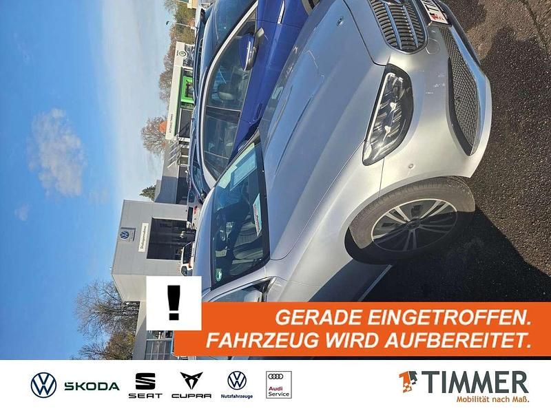 Hightechsilber metallic Gebraucht 2021 Mercedes 220 Avantgarde Kombi | 34.890 € - Bild 1/4