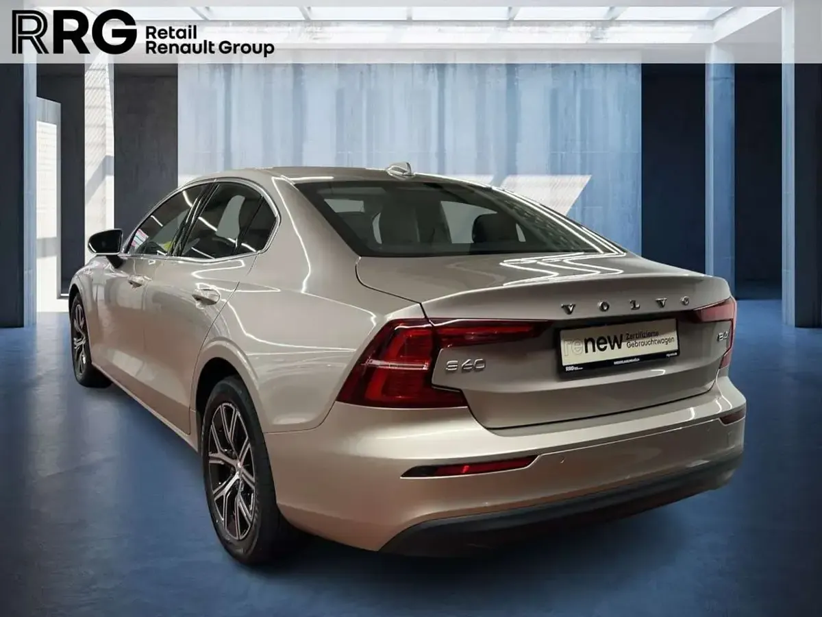 Gebraucht Volvo S60 Inscription 198 PS (145 kW) 2022 Bright dusk Limousine