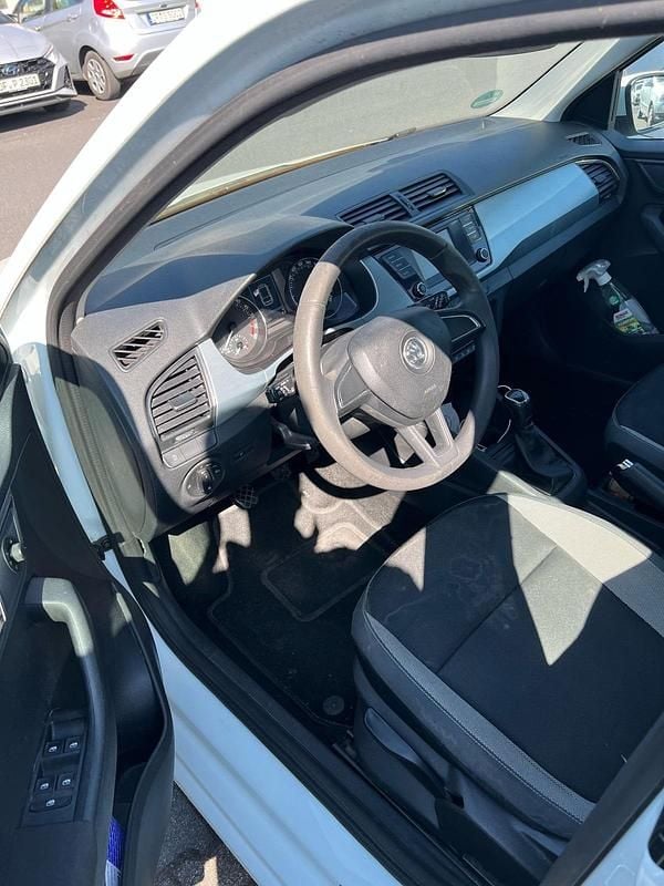 Gebraucht Skoda Fabia 90 PS (66 kW) 2016 Weiß Kombi