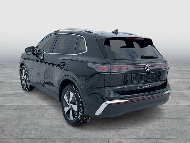 Gebraucht VW Tiguan Elegance 150 PS (110 kW) 2026 Schwarz SUV
