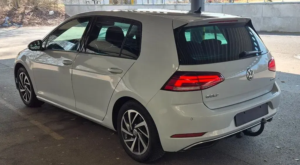 Second-hand VW Golf VII Join 131 CP (96 kW) 2018 Alb Berlinǎ