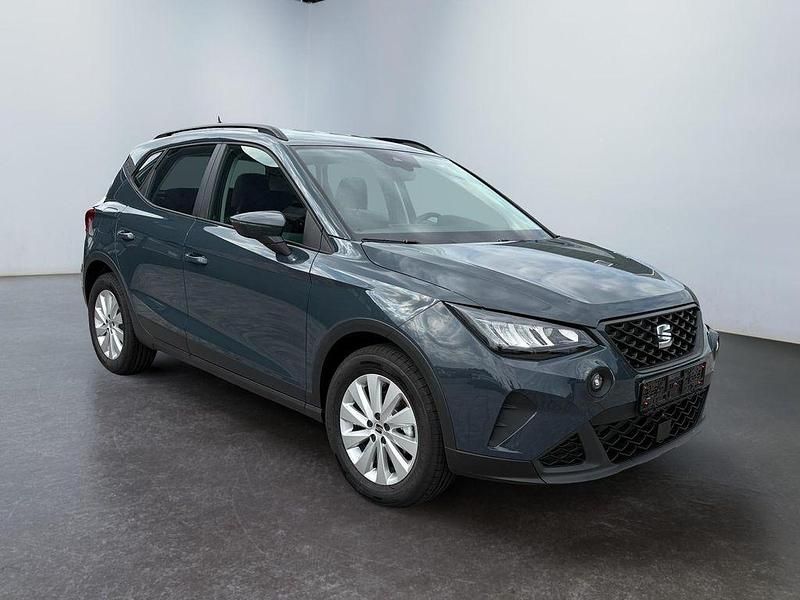 Blau Neu 2025 Seat Arona Style SUV | 24.937 € (Guter Preis) - Bild 1/4