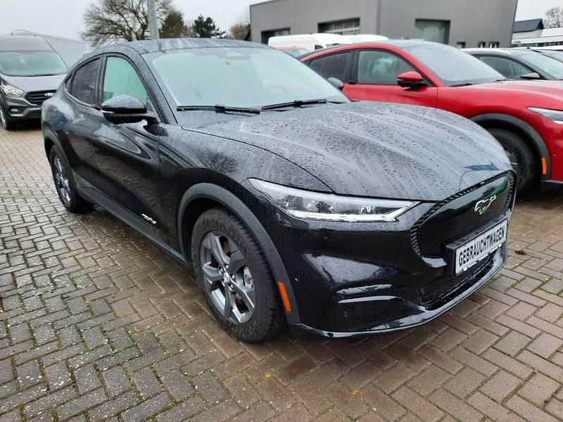 Gebraucht Ford Mustang Mach-E 197 kW (269 PS) 2022 Iridiumschwarz SUV