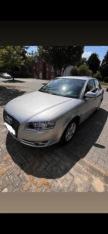 Gebraucht Audi A4 102 PS (75 kW) 2006 Silber Limousine