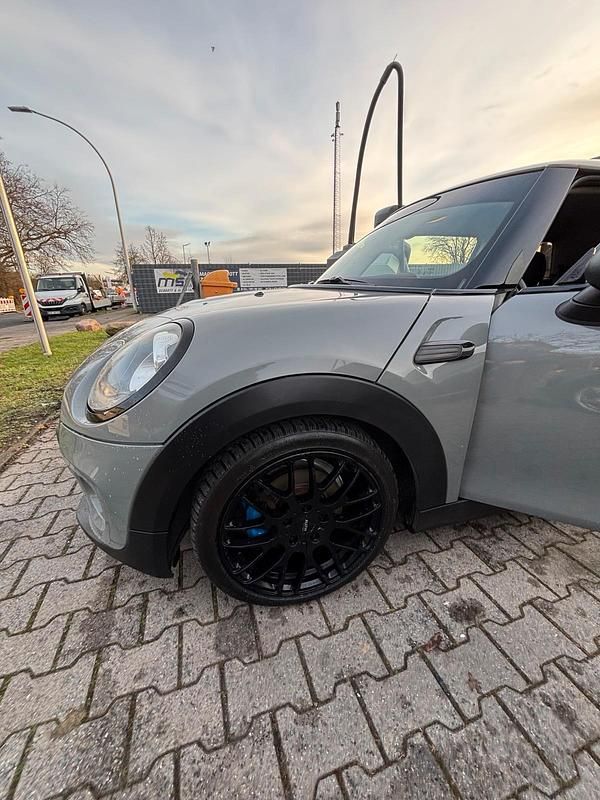 Gebraucht Mini ONE 102 PS (75 kW) 2017 Grau Kleinwagen