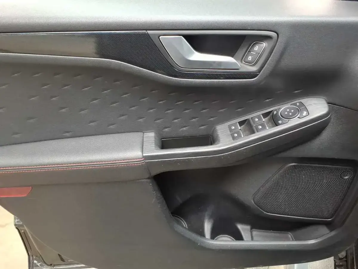 Gebraucht Ford Kuga ST-Line X 190 PS (139 kW) 2021 Obsidianschwarz metallic SUV