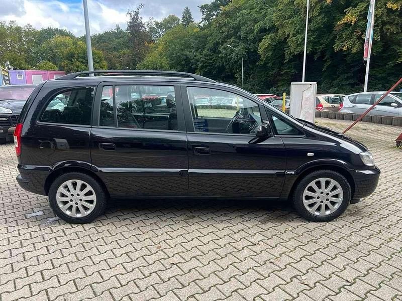 Other Gebraucht 2005 Opel Zafira Basis Van / Kleinbus | 3.999 € (Etwas zu teuer) - Bild 1/4