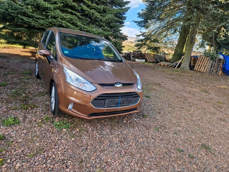 Brugt Ford B-MAX Titanium 116 HK (85 kW) 2016 Guld MPV