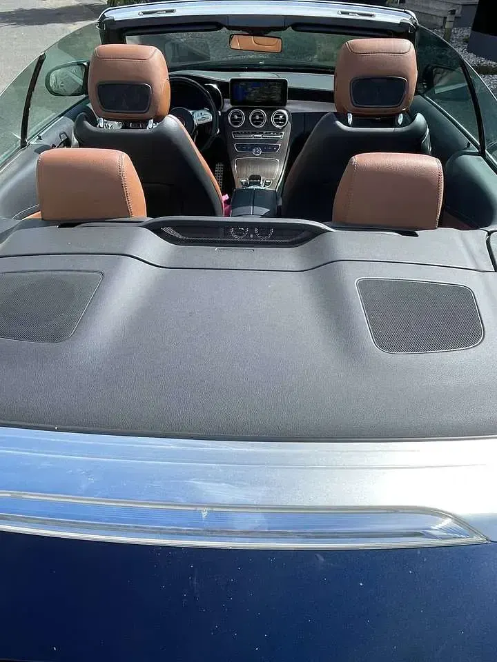 Gebraucht Mercedes C200 AMG line 184 PS (135 kW) 2018 Blau Cabrio