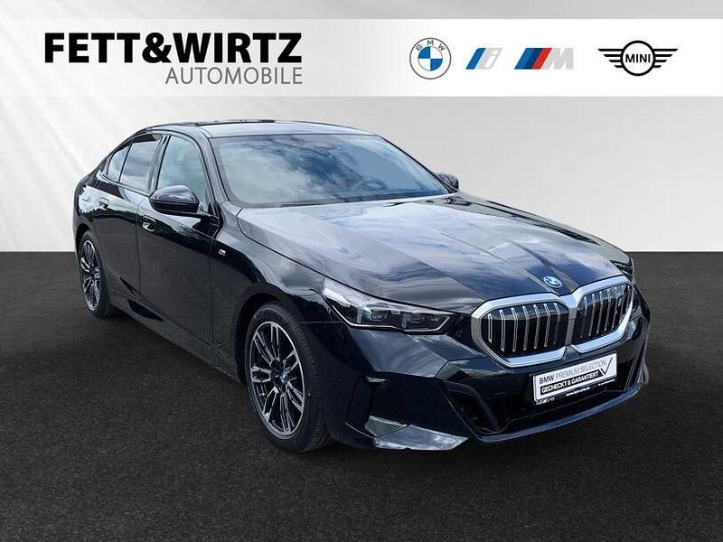 Schwarz Gebraucht 2024 BMW i5 Comfort Edition Limousine | 57.888 € - Bild 1/3