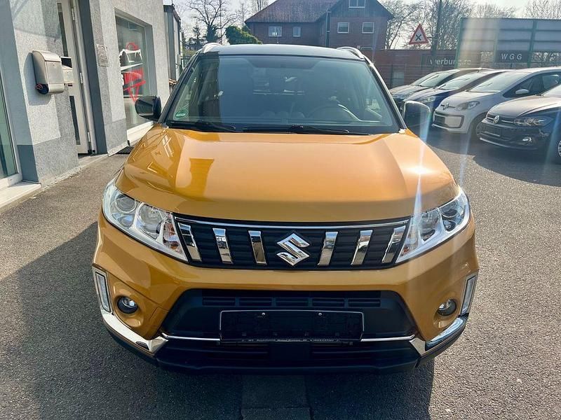 Gebraucht Suzuki Vitara Comfort 111 PS (81 kW) 2019 Gold SUV