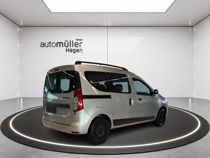 Gebraucht Dacia Dokker 102 PS (75 kW) 2016 Platingrau Van / Kleinbus