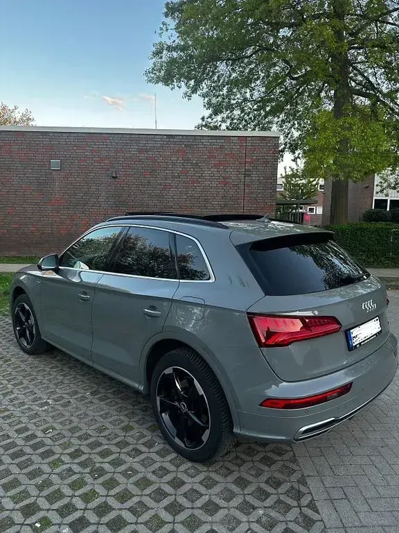 Gebraucht Audi Q5 252 PS (185 kW) 2020 Grau SUV