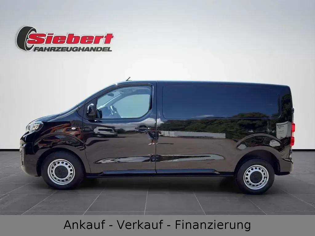 Gebraucht Peugeot Expert 122 PS (89 kW) 2021 Schwarz Van