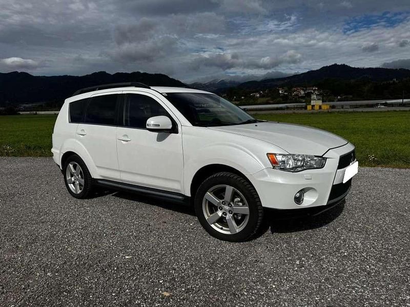 Weiß Gebraucht 2012 Mitsubishi Outlander Instyle SUV | 6.000 € (Fairer Preis) - Bild 1/4