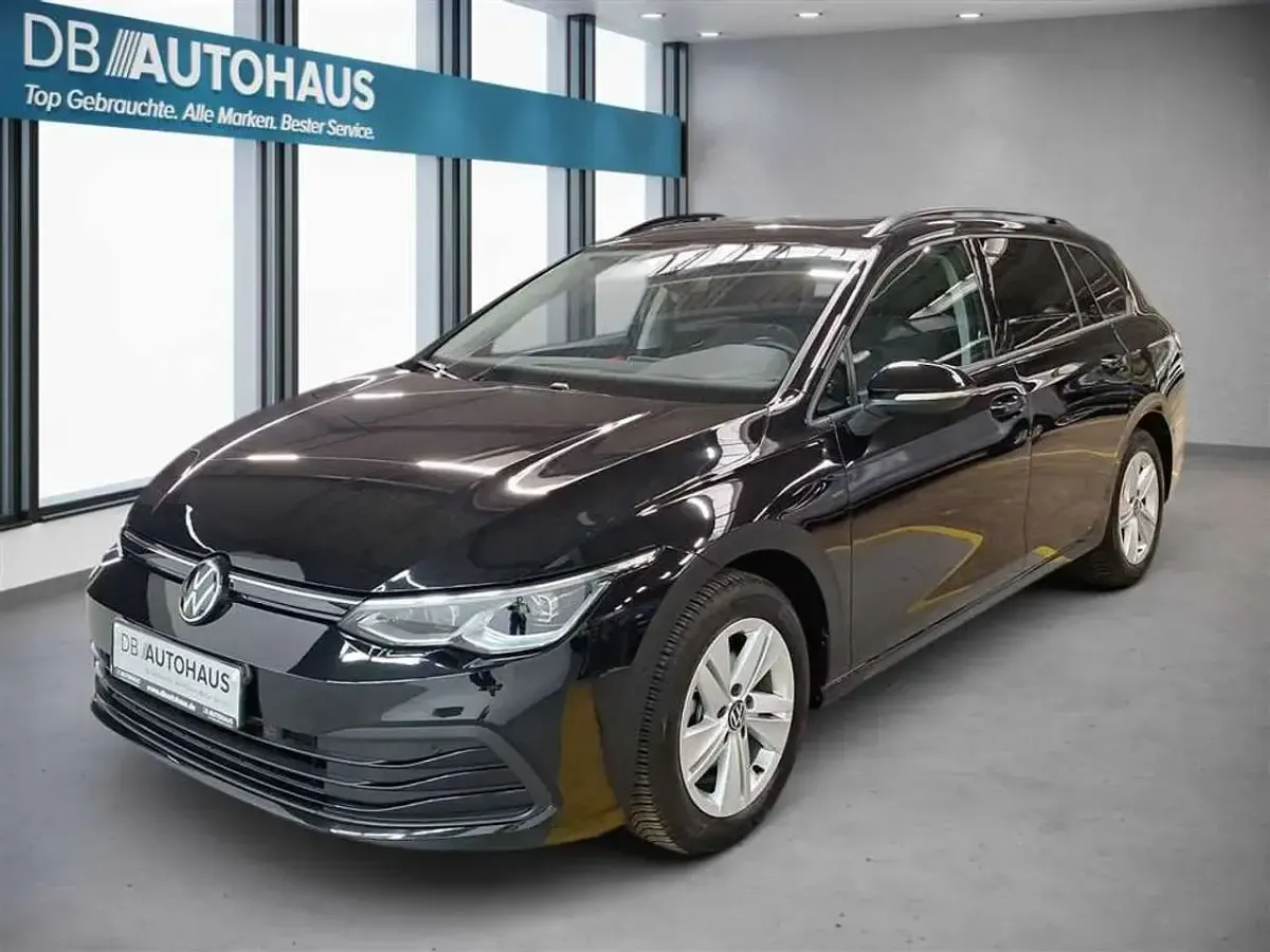 Gebraucht VW Golf VIII Life 150 PS (110 kW) 2024 Kombi