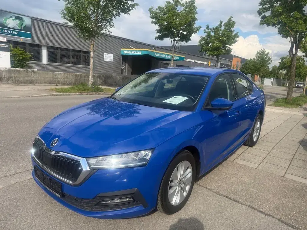 Gebraucht Skoda Octavia Ambition 116 PS (85 kW) 2020 Blau Limousine