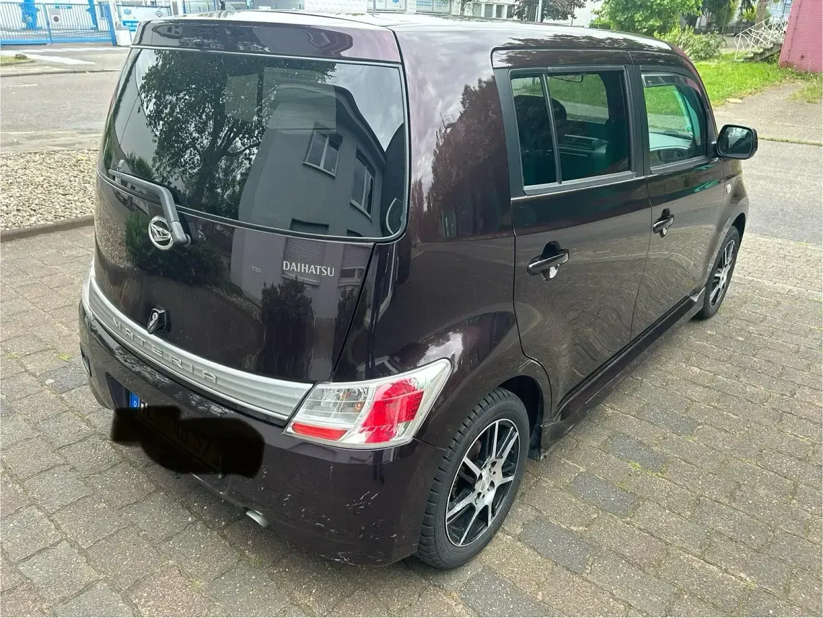 Gebraucht Daihatsu Materia 103 PS (75 kW) 2009 Violet Van / Kleinbus