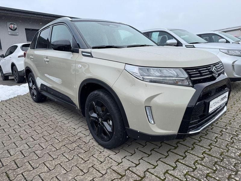 Neu Suzuki Vitara Comfort 110 PS (80 kW) 2025 Beige SUV