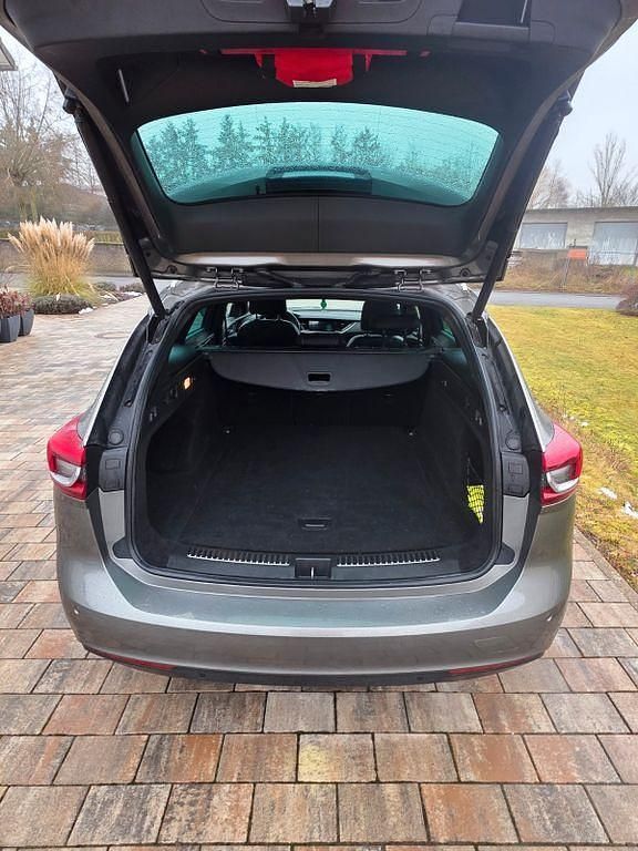 Gebraucht Opel Insignia Innovation 170 PS (125 kW) 2018 Grau Kombi